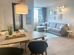 Stylische Ferienwohnung TOP LAGE am Hafen, Strand und Meer